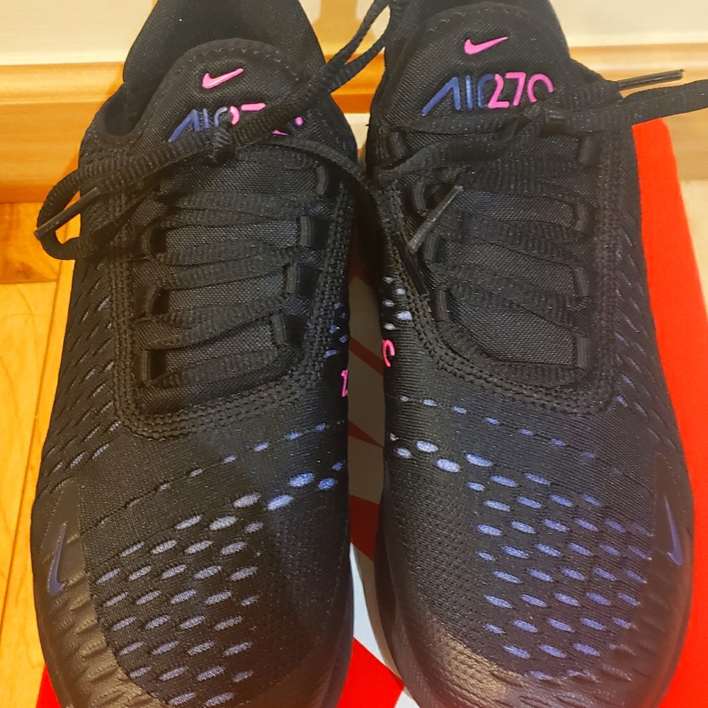 Nike Air Max 270